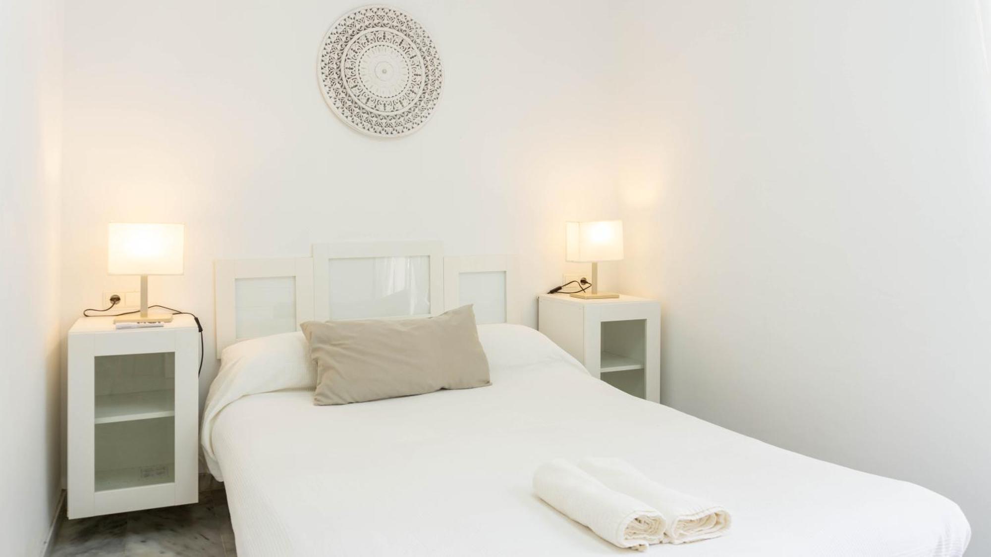 Apartamento Pelayo Малага Екстериор снимка